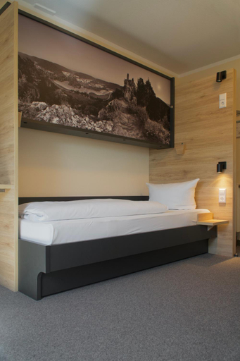Bedroom 4, Hotel & Tagungszentrum Blaubeuren, Alb-Donau-Kreis