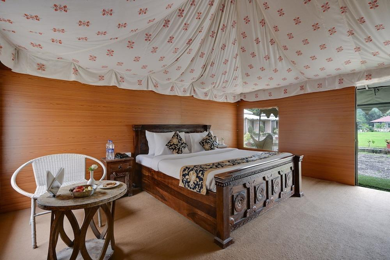 Bedroom 1, Kavish Holiday Hill Resort n Spa - Udaipur, Udaipur