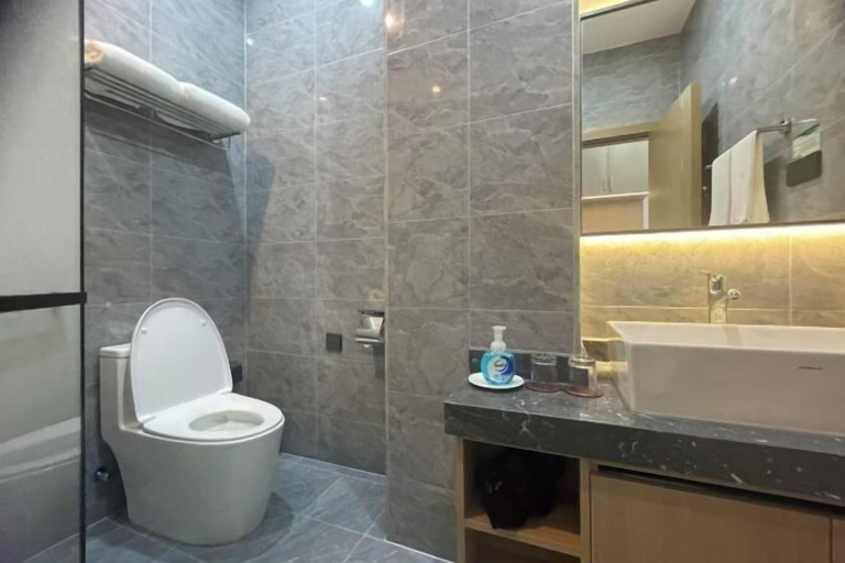 Bathroom 3, Beijing Jinyu Fengshan Hotspring Resort, Beijing