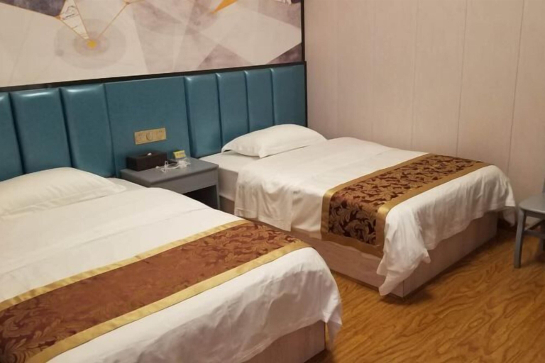 Bedroom 2, Yongzhou Xiangjiang Hotel, Yongzhou