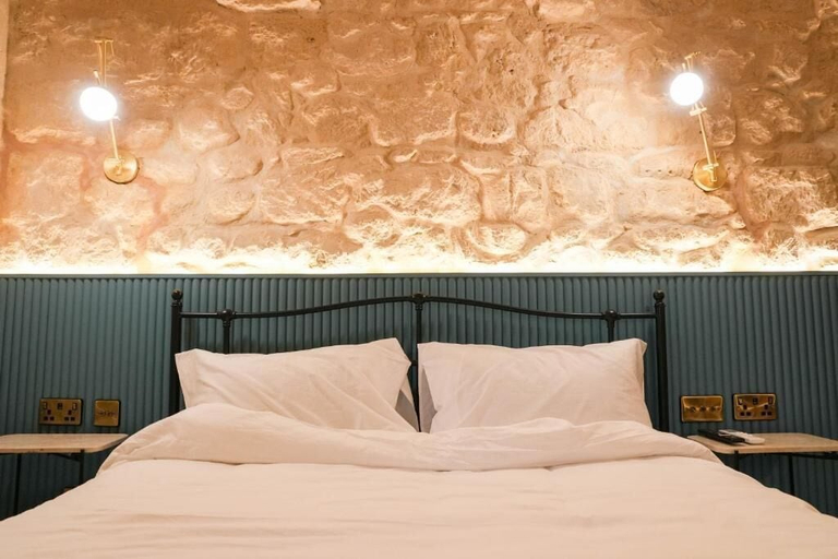 Room 4, Fourteen Guesthouse