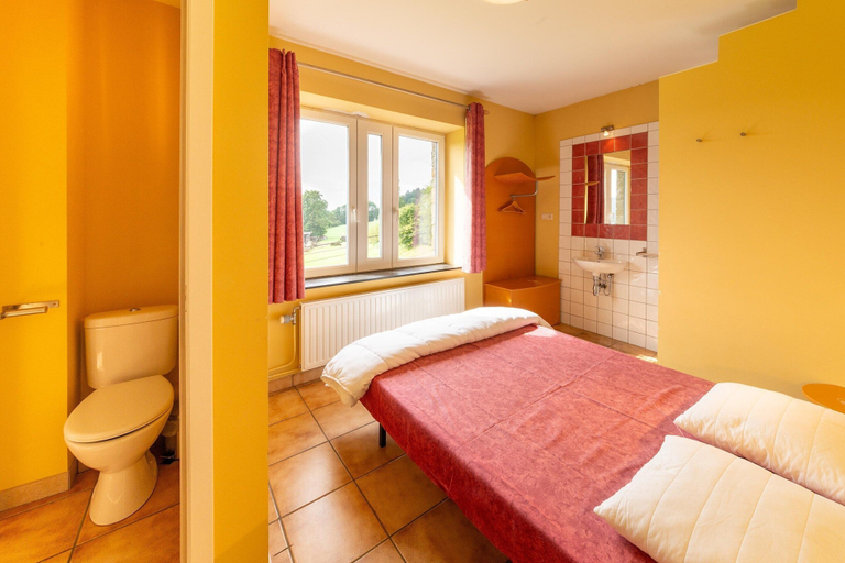 Bedroom 2, Grand Villa With Bubble Bath, Liège