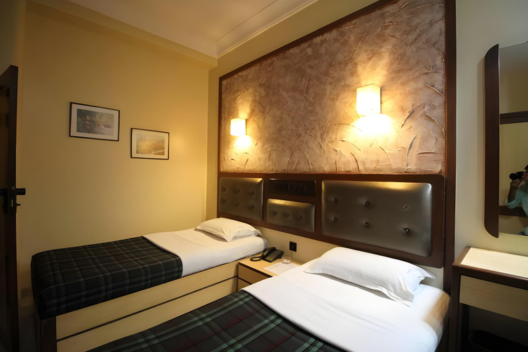 Bedroom 3, Hotel Ameya, Mumbai City