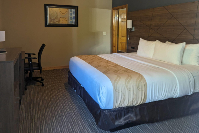 Bedroom 4, Quality Inn & Suites Northampton - Amherst, Hampshire