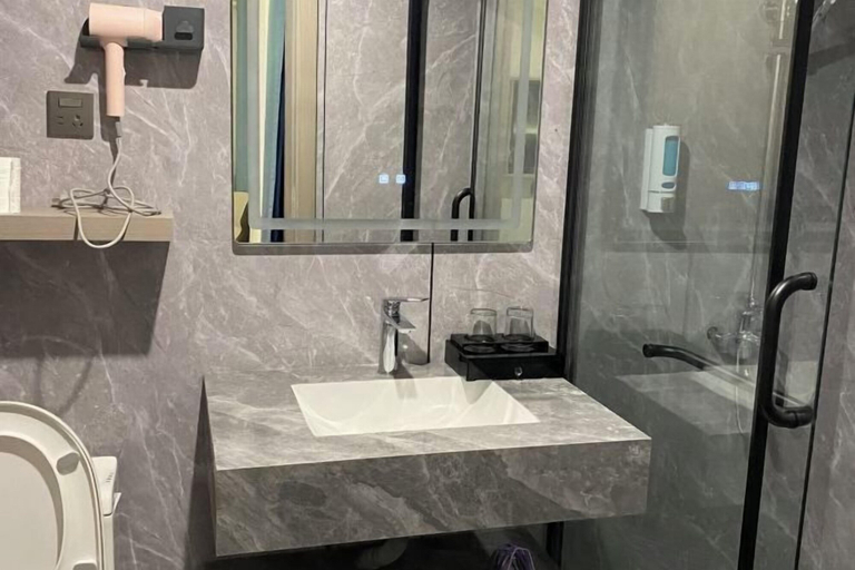 Bathroom 3, Huaxinyuan Hotel, Yiyang