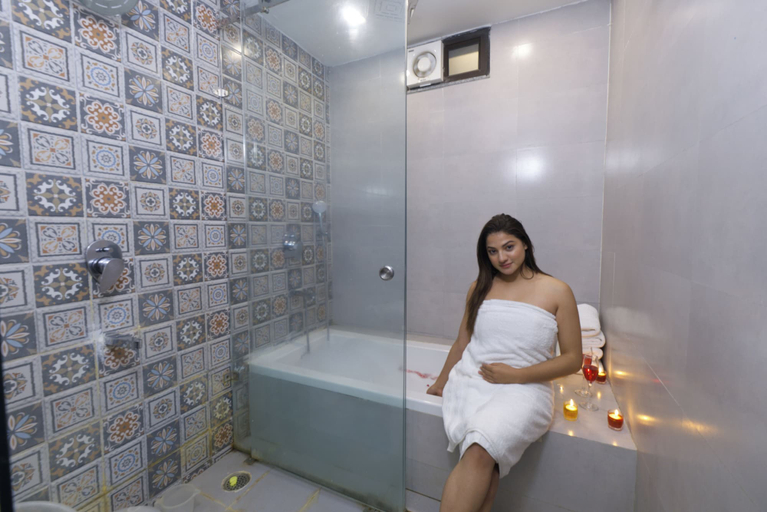 Bathroom 3, Corbett Selva Resort By DevStayz -Pet-Friendly Resort, Nainital
