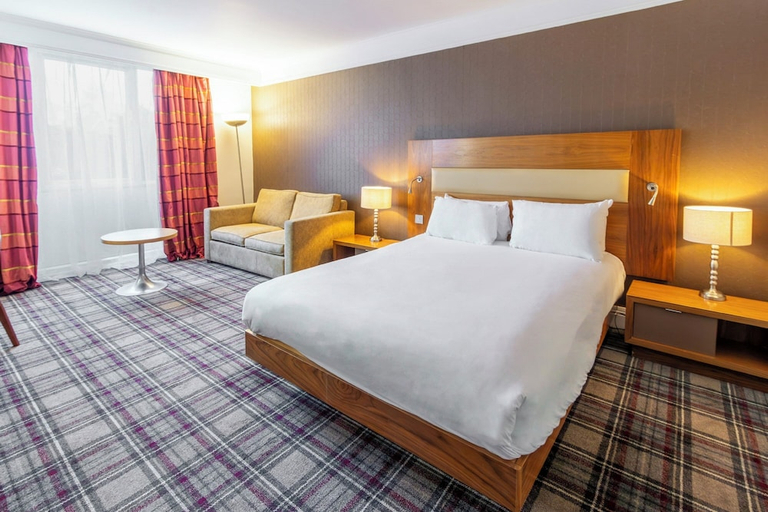 Bedroom 3, Bromsgrove Hotel and Spa, Worcestershire