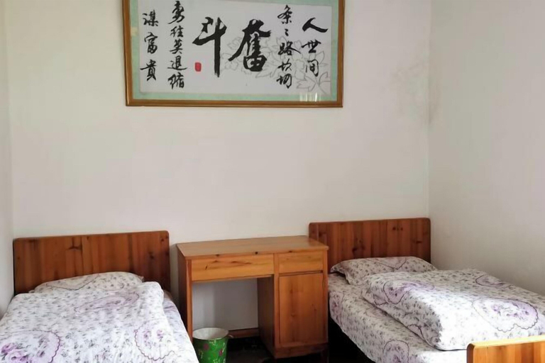 Bedroom 4, Wuyuan Youyicun Inn, Shangrao