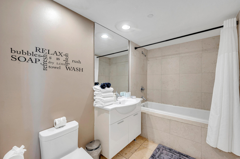 Bathroom 2, Icon W Building Voila Rentals, Miami-Dade