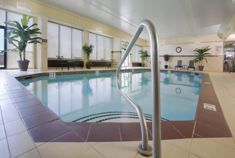 Sport & Beauty, Embassy Suites by Hilton Charleston, Kanawha