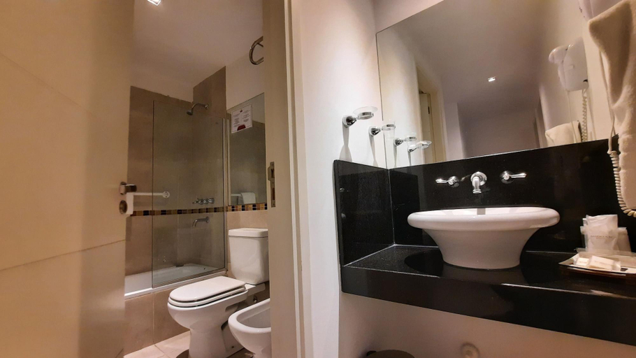 Bathroom 5, Amérian Carlos Paz, Santa María