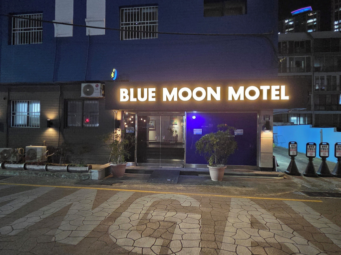 Exterior & Views 2, Gwangan Beach Blue Moon Motel, Suyeong