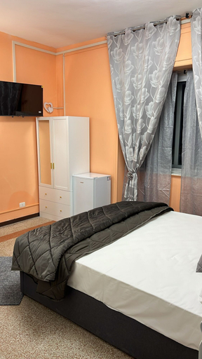 Room 5, Maa Guest House, Rome
