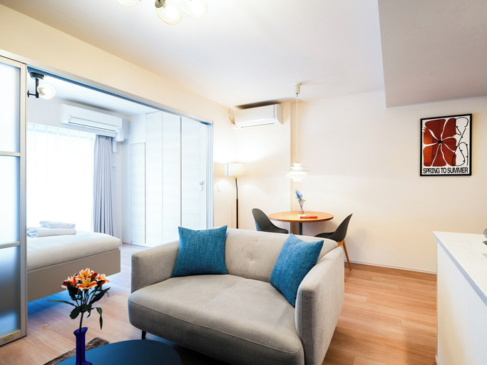 Living area 3, Section L Residence Shibuya, Shibuya