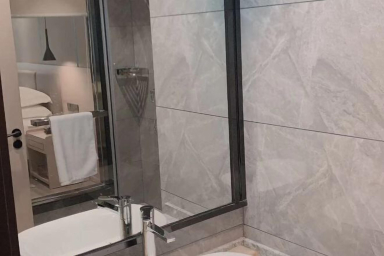 Bathroom 3, Ruipo Hotel, Xiantao