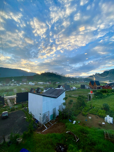 Others 3, Superior Lantai 2 by Sunflower, Wonosobo