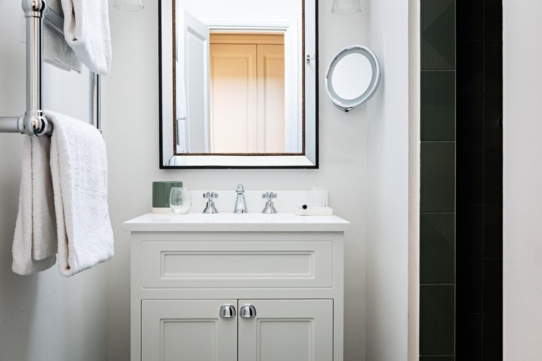 Bathroom 4, Domaine de Primard - Fontenille Collection, Eure-et-Loir