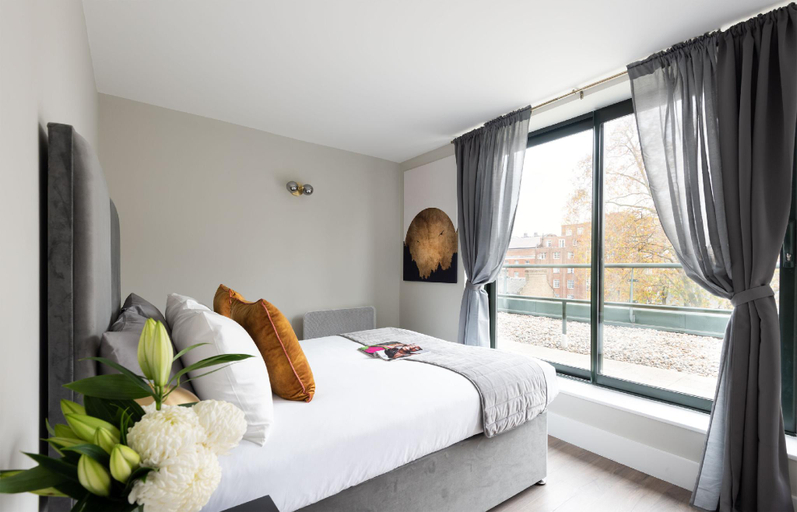 Bedroom 2, Fitzrovia apartments by DMONTRIO, London