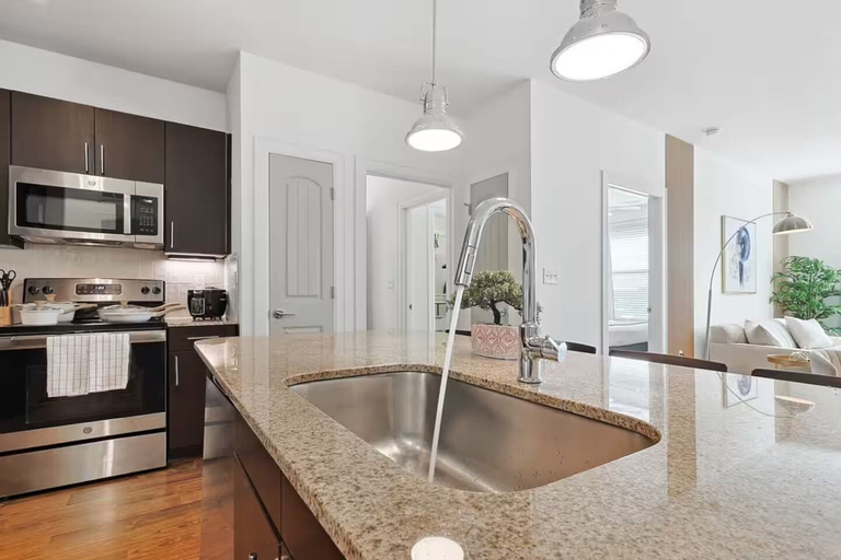 Private kitchen 3, Stylish 2B near Legacy West, Collin
