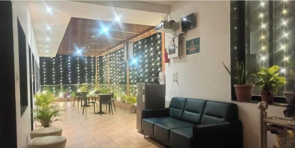 Interior, Royal Home Stay, Narmada