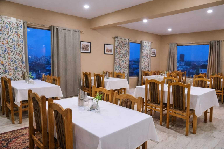 Food & Drinks 5, Hotel Malik Residency, Leh