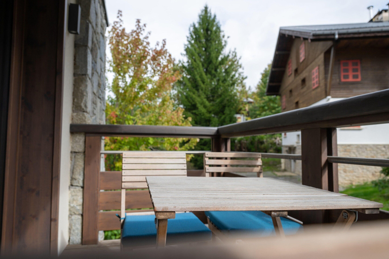 Balcony 2, Apt Elegant With Balcony 5p/2br - Megeve Center, Haute-Savoie