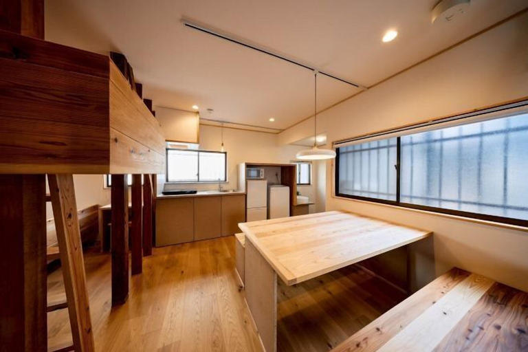 Others 5, Futaba Heights, Ōta