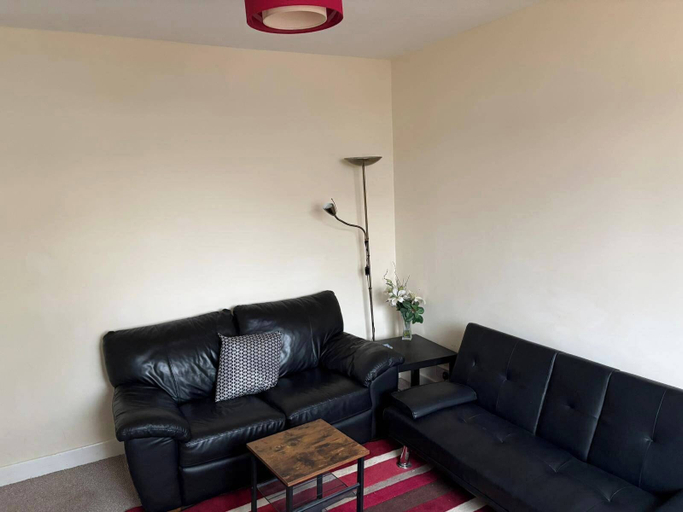 Living area, Tranquil Wolves Retreat With 4 Bedrooms, Wolverhampton