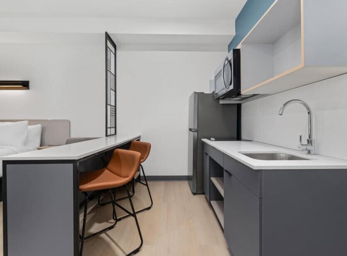 Room 3, StudioRes by Marriott Oak Ridge, Anderson
