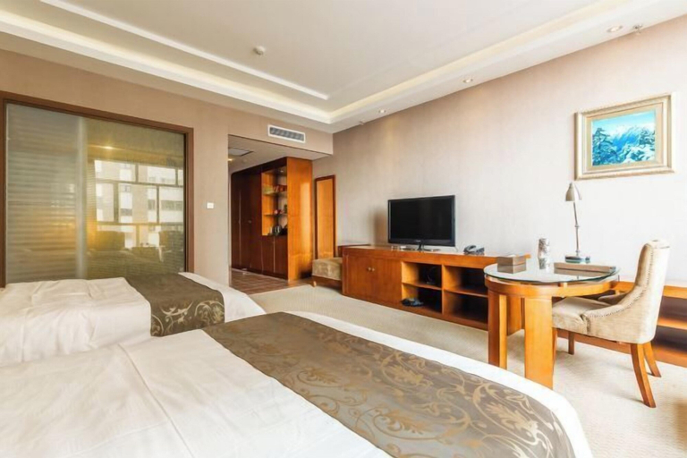 Bedroom 3, Royal Hotel, Xing'an
