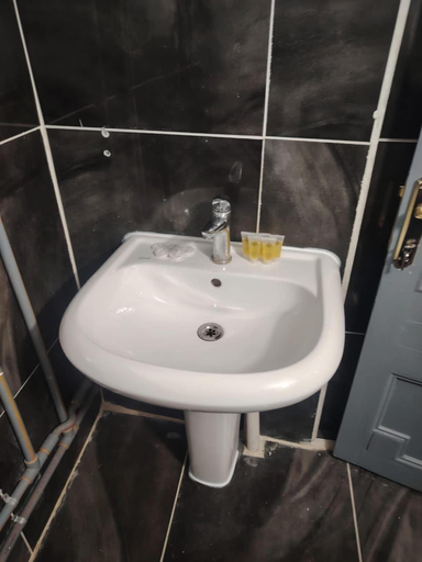Bathroom 3, Al Awali Economic Apartments, Al Madinah Al Munawwarah