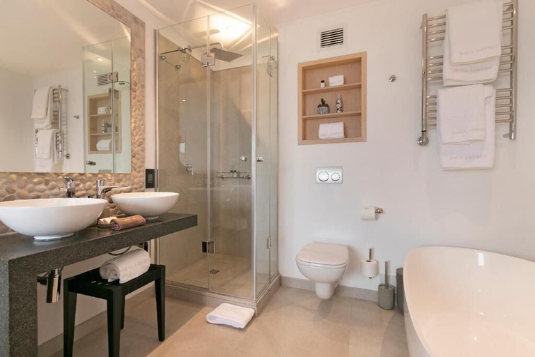 Bathroom 4, The Murex, City of Cape Town