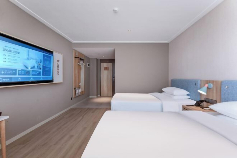 Bedroom 3, Home Inn (Huayin Huashan Scenic Area Branch), Weinan