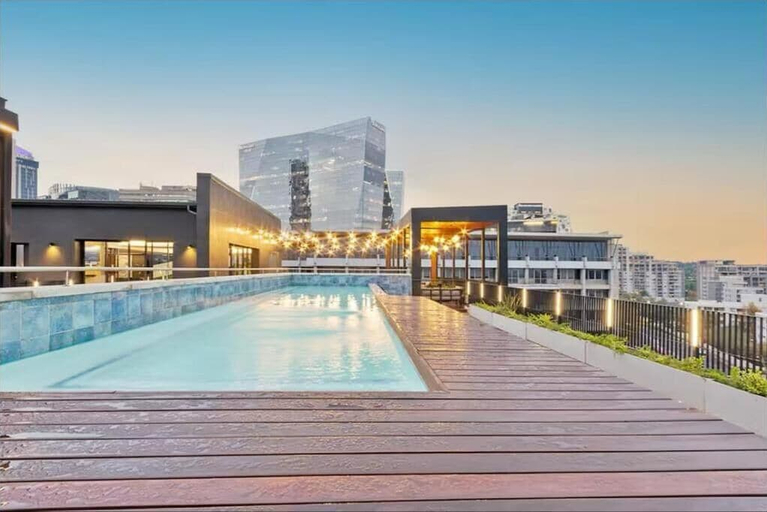 Pool 5, The Henlee Apartment Sandton, City of Johannesburg
