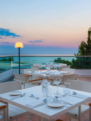 Food & Drinks 5, Porto Angeli Beach Resort, South Aegean
