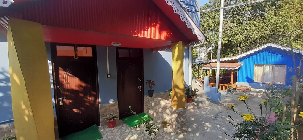 Front of property, MountainBrew Homestay, Darjiling
