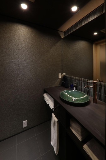 Bathroom 3, Kanade KyotoHachijoguchi, Kyoto