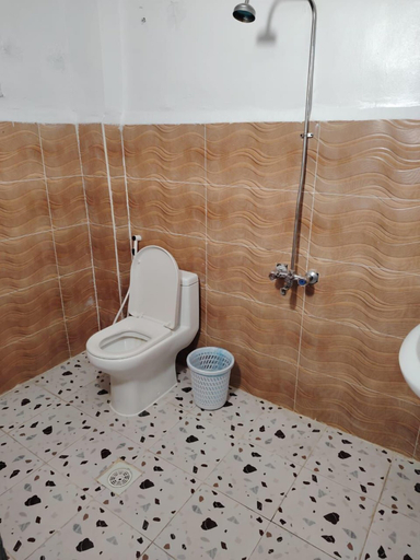 Bathroom 5, Al Awali Economic Apartments, Al Madinah Al Munawwarah
