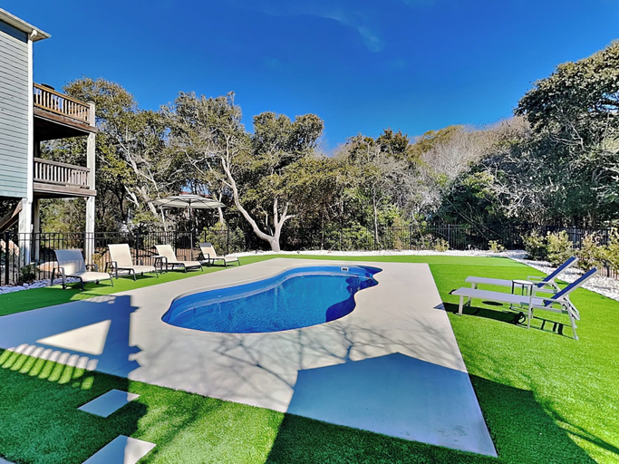 Sport & Beauty 4, Across the Pond by Topsail Realty, Pender