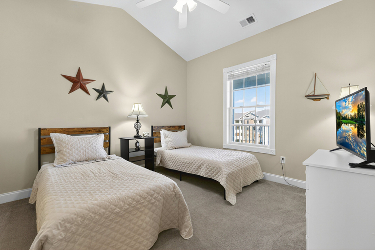Others 4, Magnolia Pointe Luster Leaf 4878-402, Horry