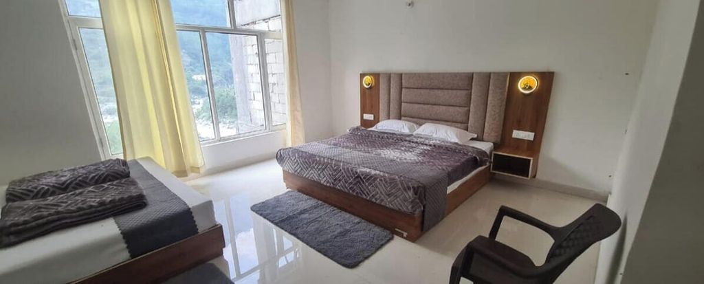 Room 2, Hotel Gurudeva, Chamoli