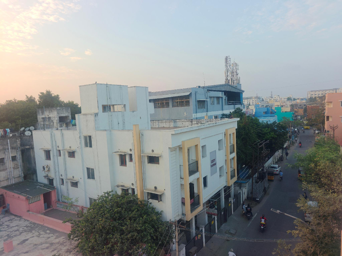 Exterior & Views 1, WOODEN PARK HOTEL, Chennai
