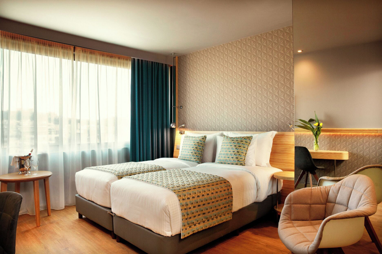 Bedroom 3, Wyndham Grand Athens, Attica