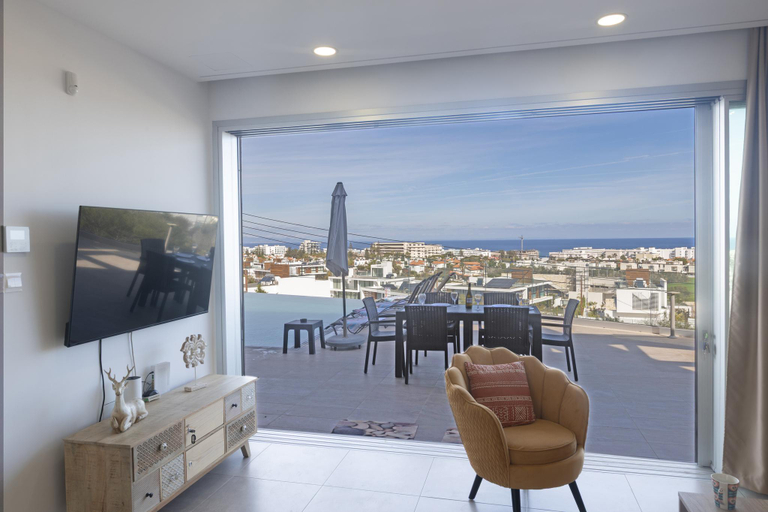 Balcony/terrace 4, Protaras Holiday Villa DS112