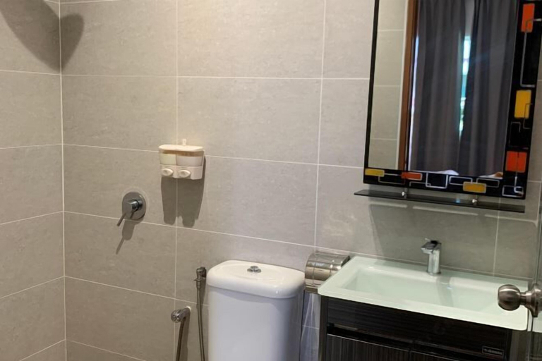 Bathroom 3, Raintown Cottage, Larut and Matang