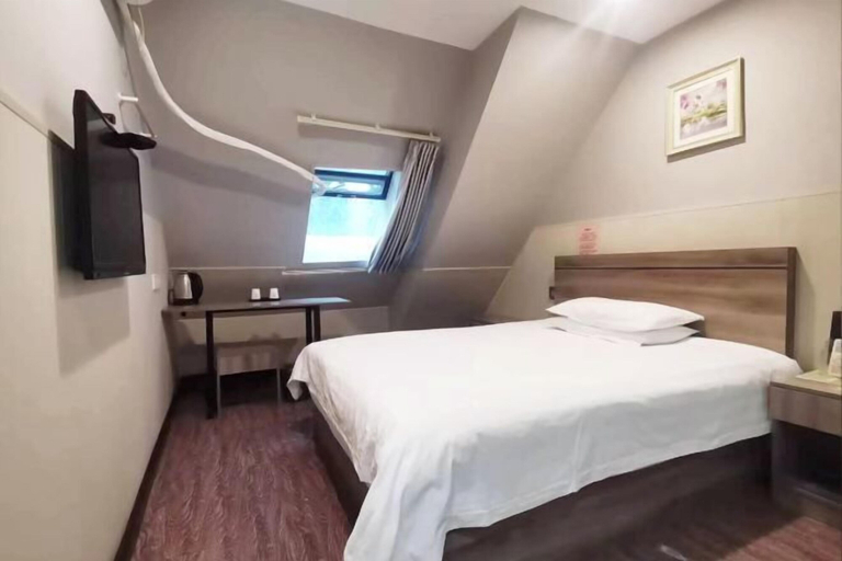 Bedroom 3, 99 Preferred Hotel (Shanghai Film Park Chedun Station Branch), Shanghai