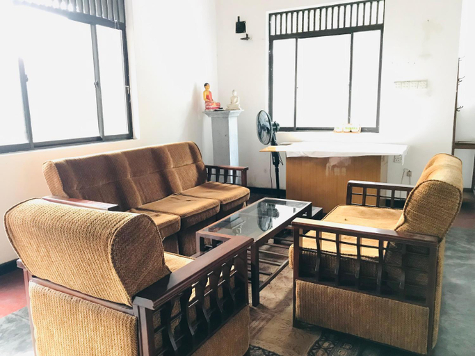 Others 4, Hotel Ameliya, K.F.G. & G. Korale