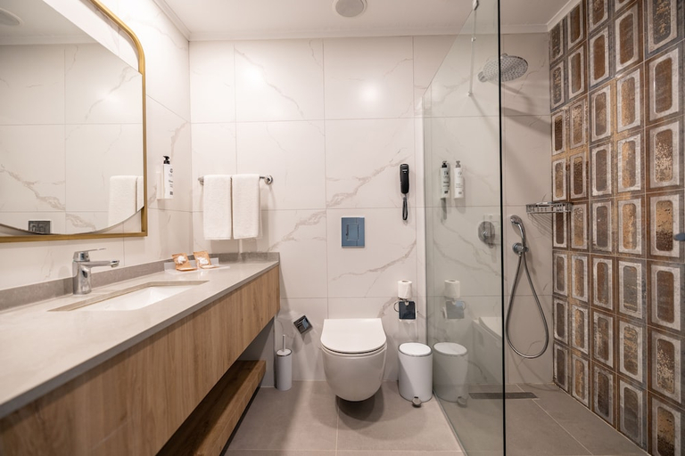 Bathroom 5, Yasmin Resort Bodrum, Bodrum