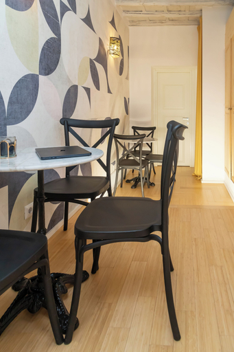 Dining 5, Luxury Suite a Due Passi da San Pietro, Roma