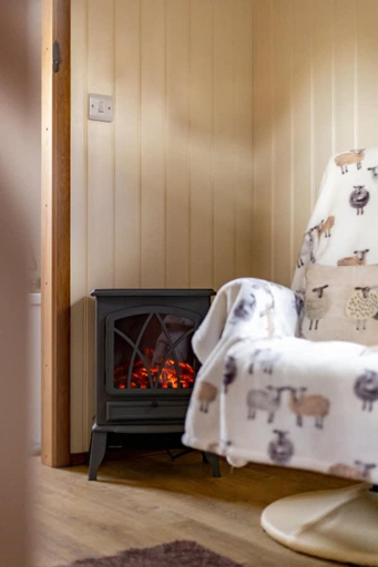 Room 3, Shepherds Hut West Ayton Scarborough, North Yorkshire